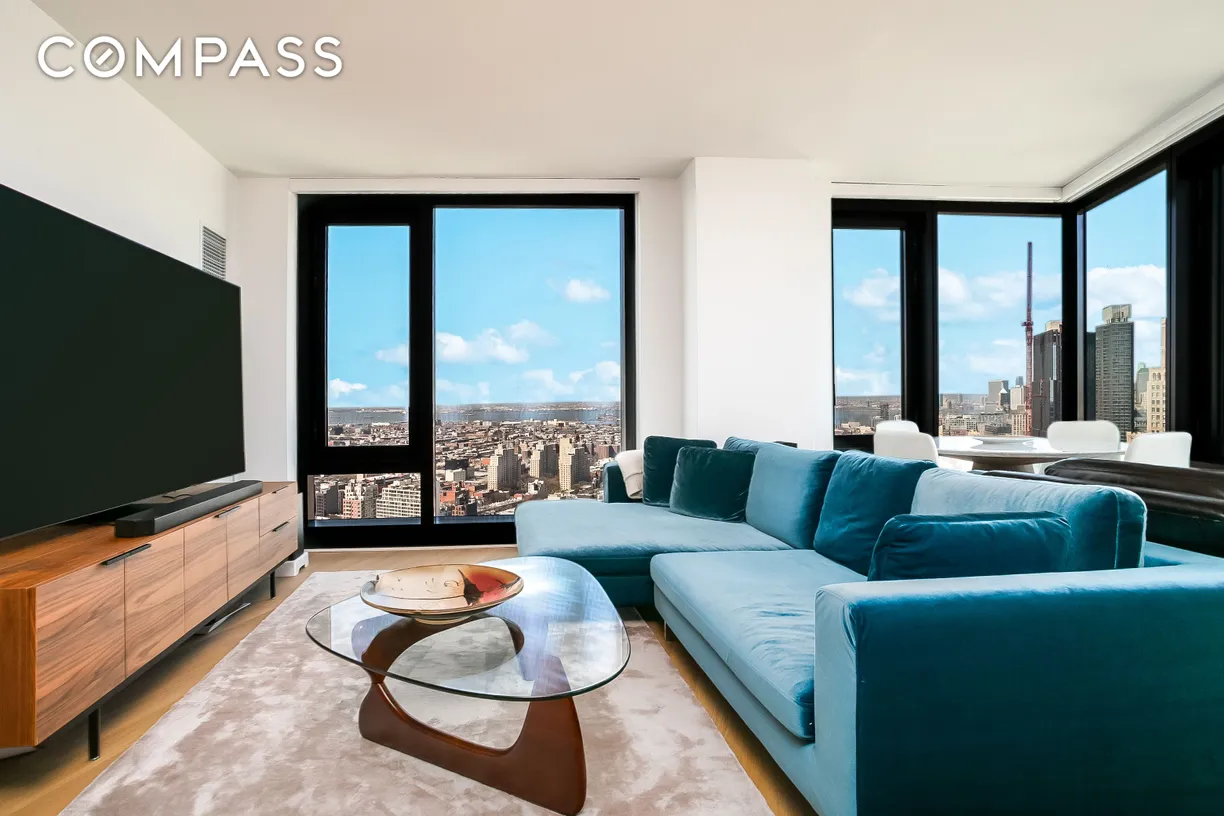 New York City Real Estate | View 18 6th Avenue, 3515 | 2 Beds, 2 Baths