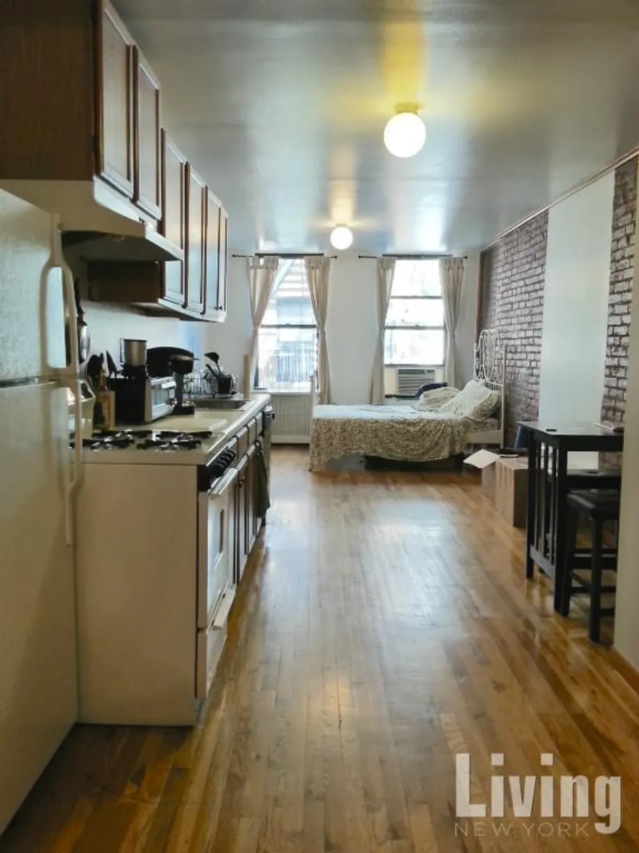 New York City Real Estate | View 341 East 85th Street, 8 | 1 Bath