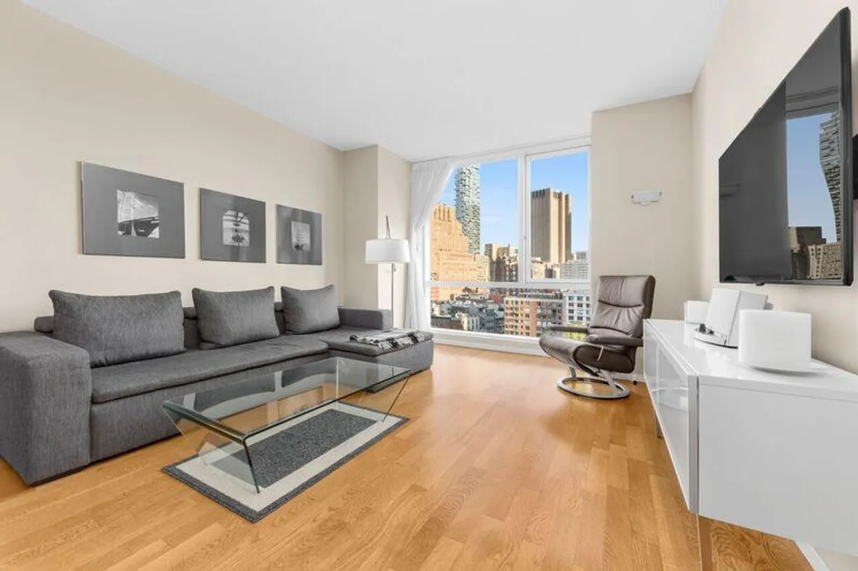 New York City Real Estate | View Chambers Street | 1 Bed, 1 Bath