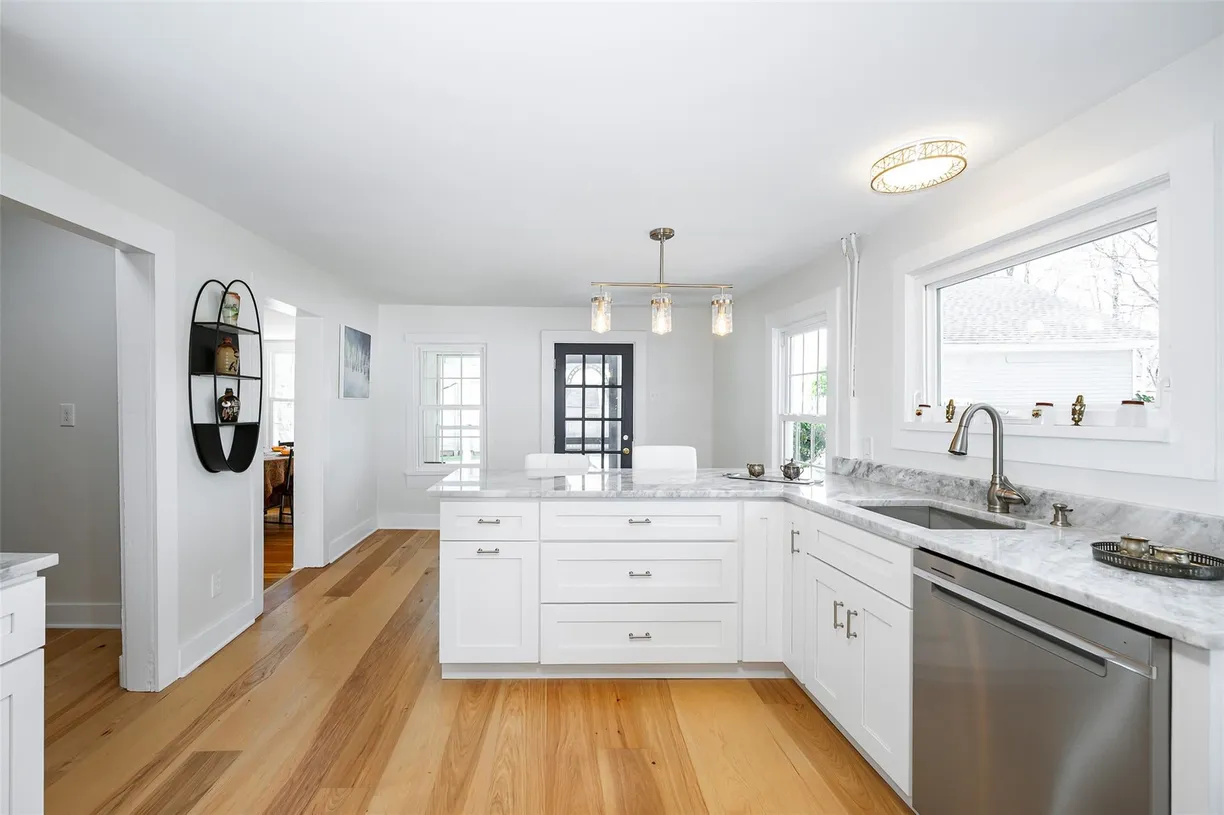 Hudson Valley Real Estate | View 27 Sands Avenue | room 2