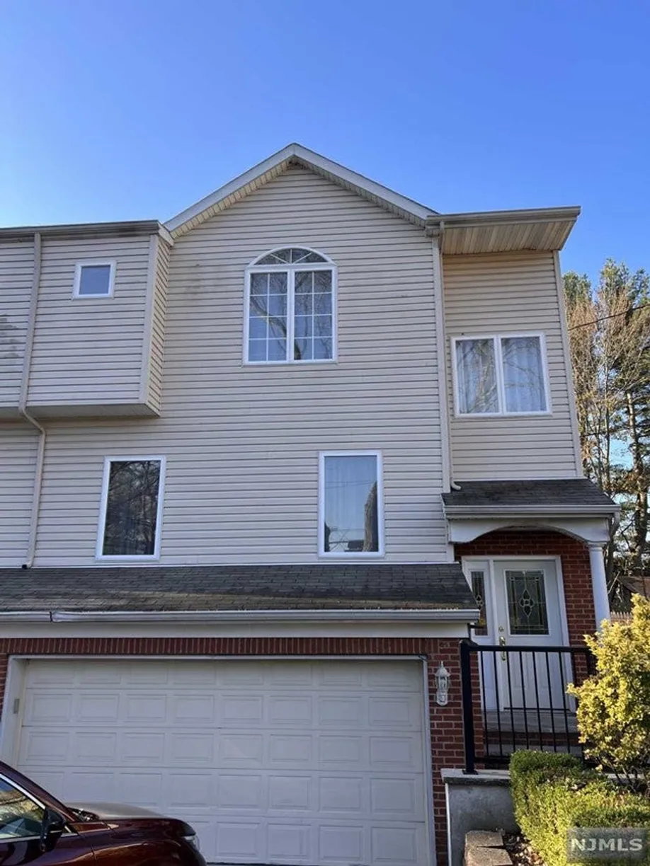 Bergen County Real Estate | View 4 Mahan Street | 4 Beds, 3 Baths