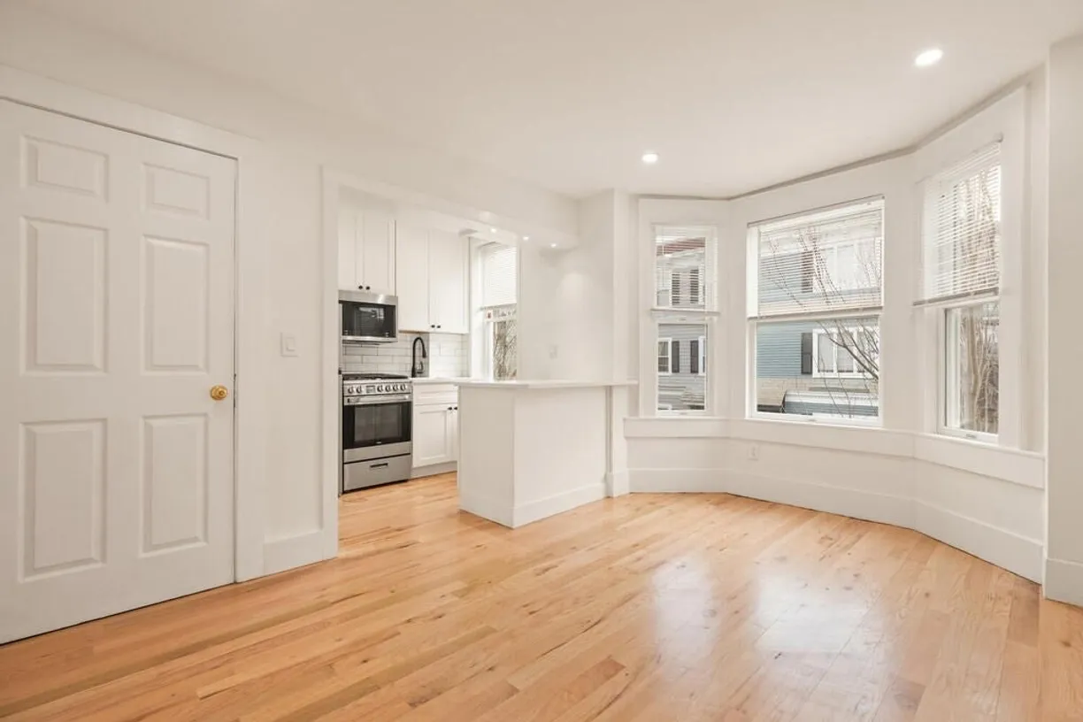 Boston, MA Real Estate | View 464 E 3rd #3 | 1 Bed, 1 Bath