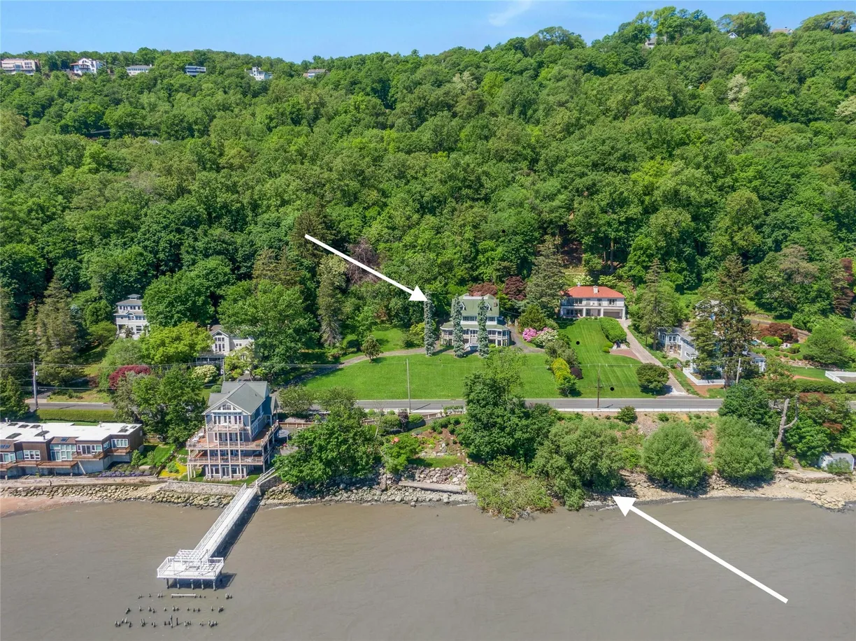 Rockland/Orange/NJ Real Estate | View 225 River Road | room 1
