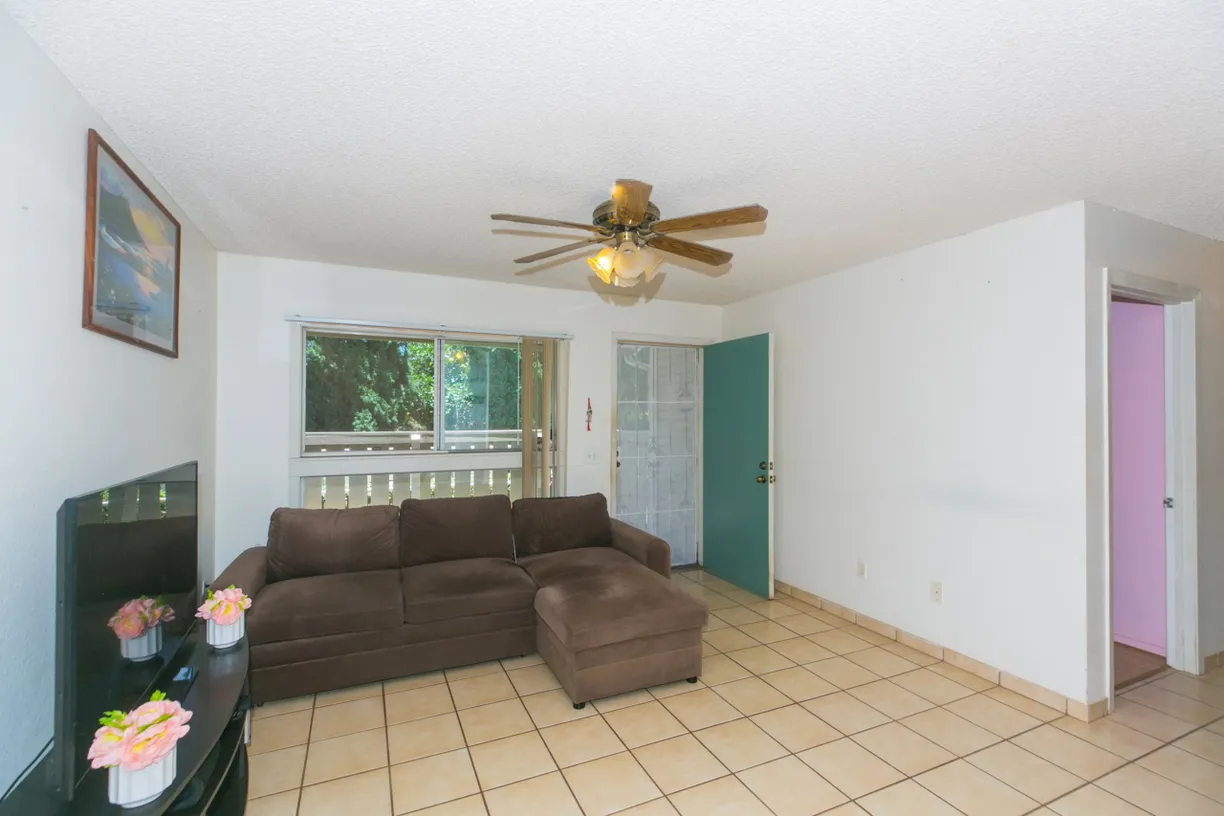 Hawaii Real Estate | View 91-1061 Oaniani Street, #2D | room 1