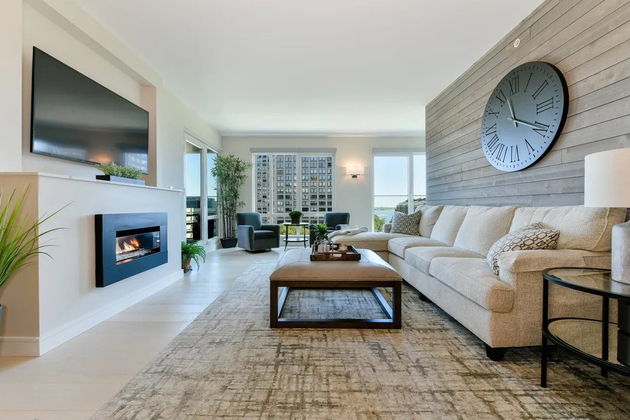 Boston, MA Real Estate | View 110 Broad St #902 | 2 Beds, 2 Baths