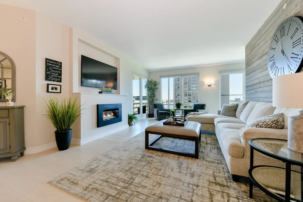 Boston, MA Real Estate | View 110 Broad St #902 | 2