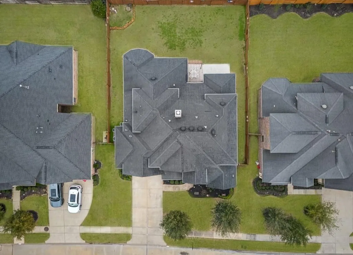 Houston Suburbs Real Estate | View 2607 Joan Collier Trace | room 1