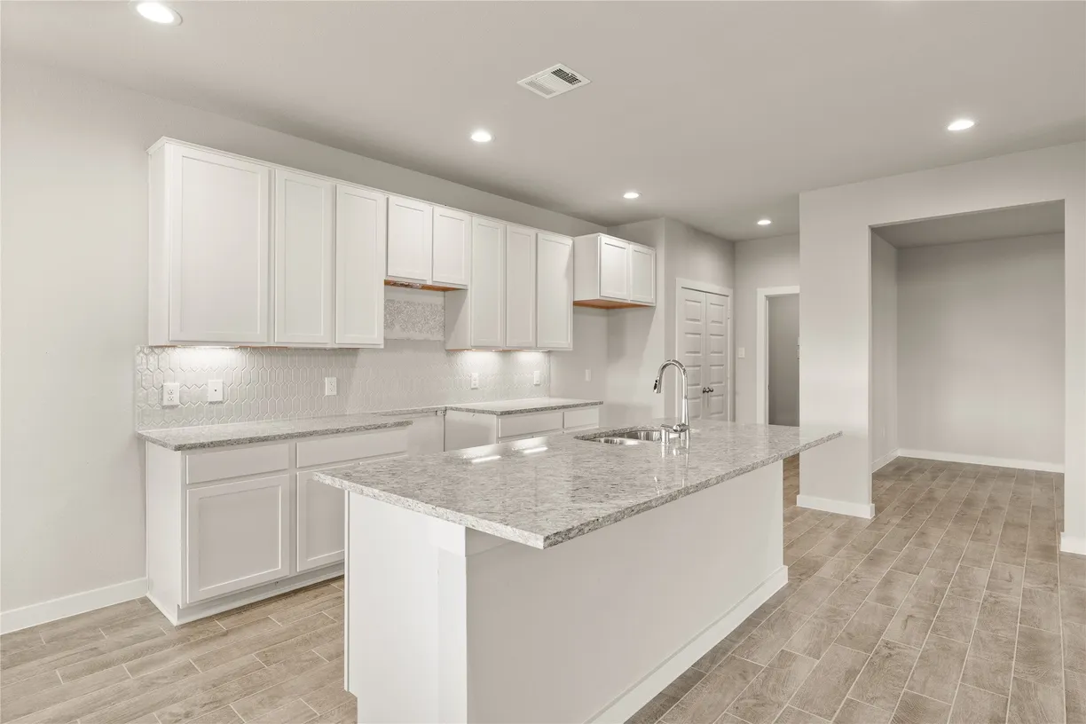 Houston Suburbs Real Estate | View 4963 Valley White Oak Lane | room 1