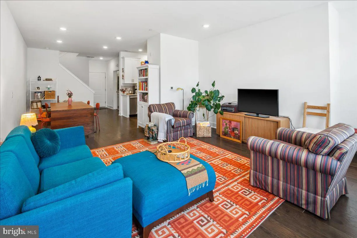 Central NJ/Bucks County, PA Real Estate | View 261 Aaron Truehart | room 1