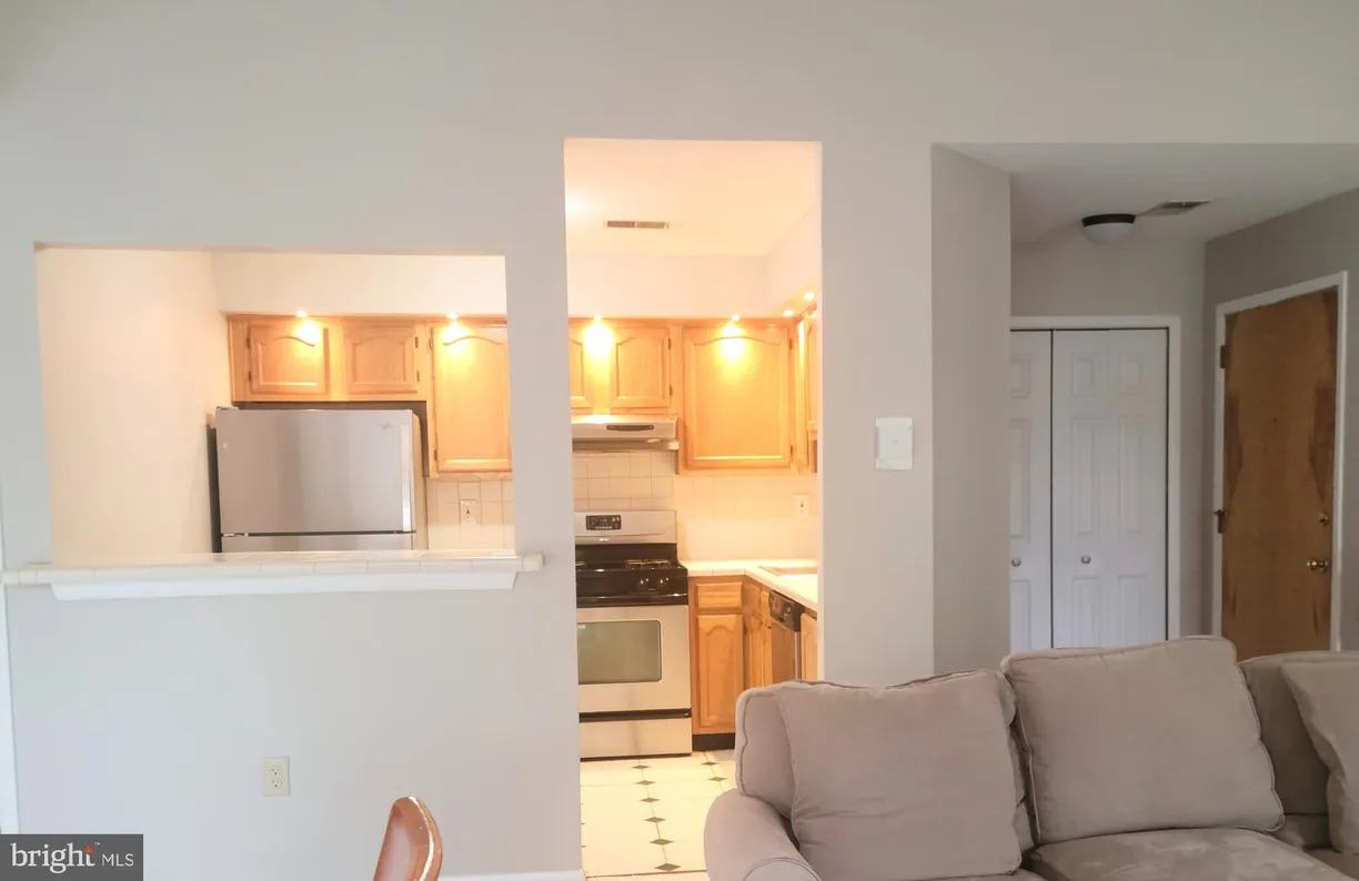 Central NJ/Bucks County, PA Real Estate | View 108 Wrangel Wrangel Ct #11 | room 1