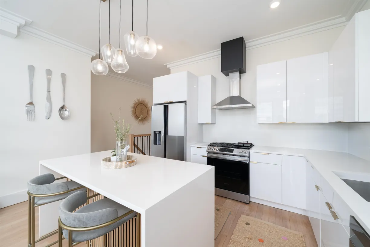 Jersey City/Hoboken Real Estate | View 118 Bleecker St Unit# 1 | room 2