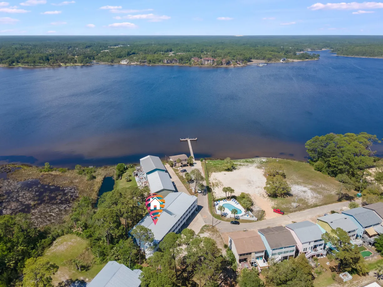 Northwest Florida Real Estate | View 300 Cain Rd Unit# 320 | room 2