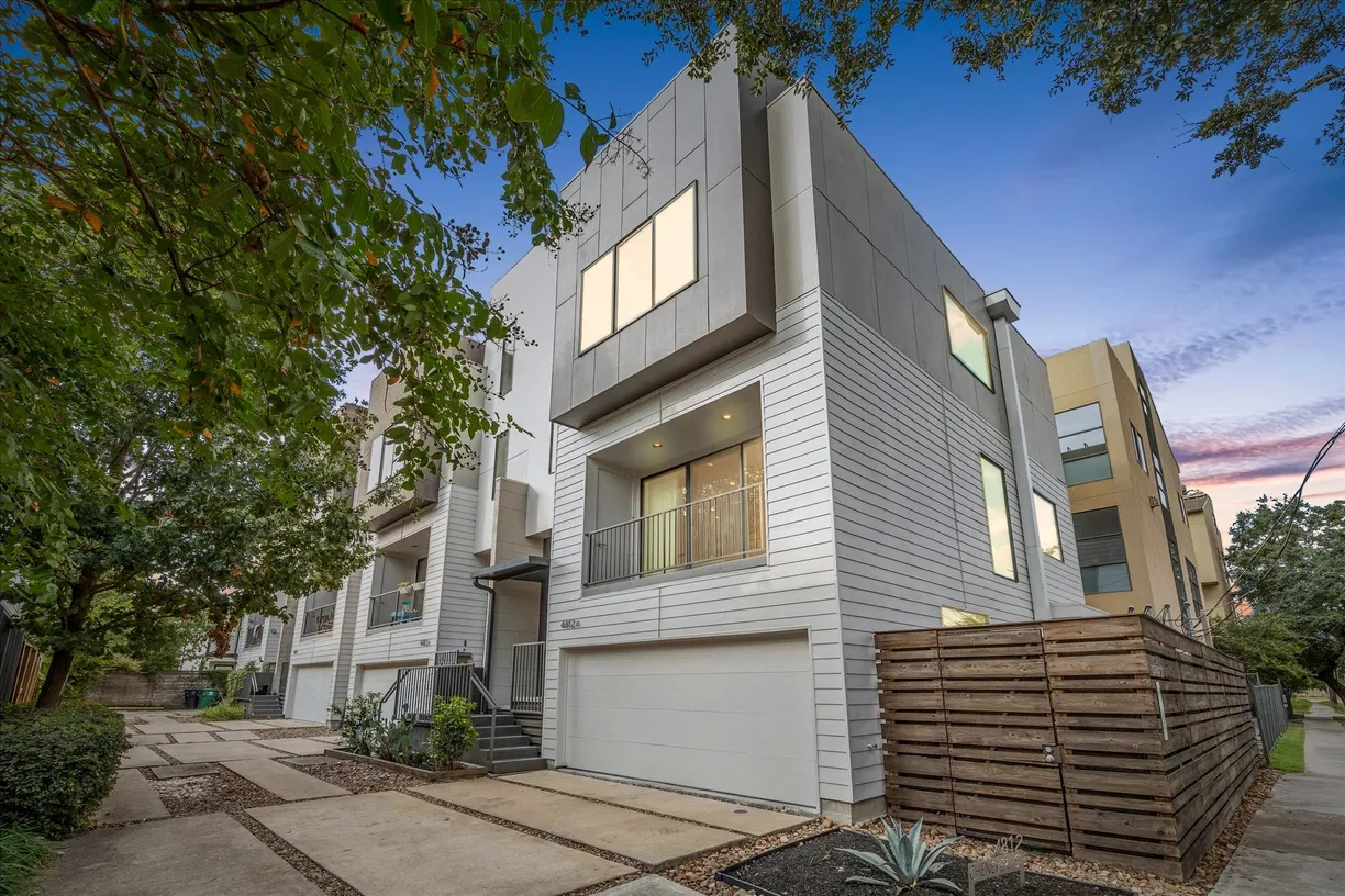 Houston Real Estate | View 4812 Chenevert Street #A | 3 Beds, 3 Baths