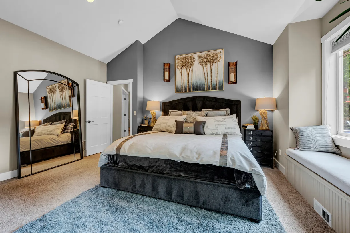 Seattle Area Real Estate | View 3017 Lake Langlois Rd NE | room 11 | View 12