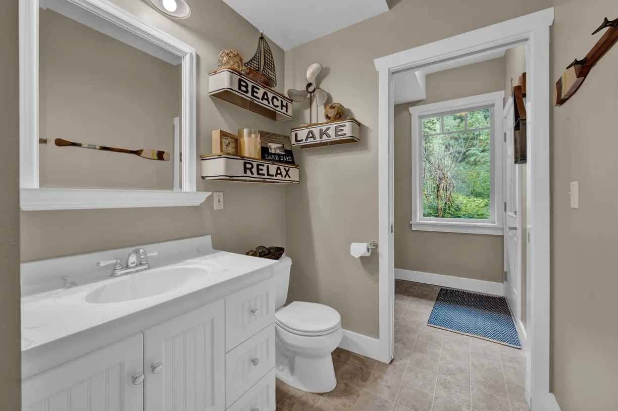 Seattle Area Real Estate | View 3017 Lake Langlois Rd NE | room 27 | View 28