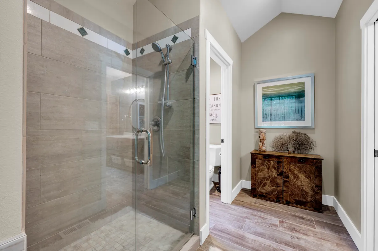 Seattle Area Real Estate | View 3017 Lake Langlois Rd NE | room 18 | View 19
