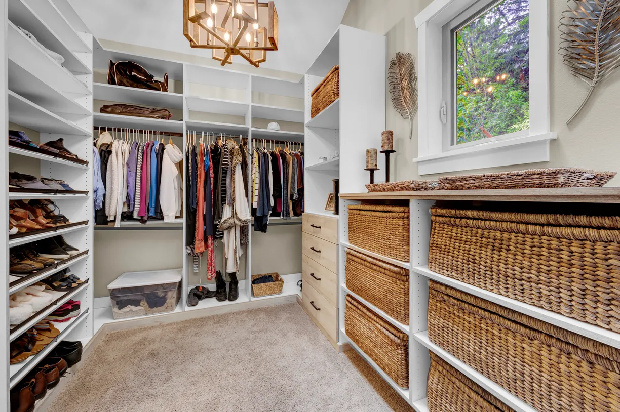 Seattle Area Real Estate | View 3017 Lake Langlois Rd NE | room 13 | View 14