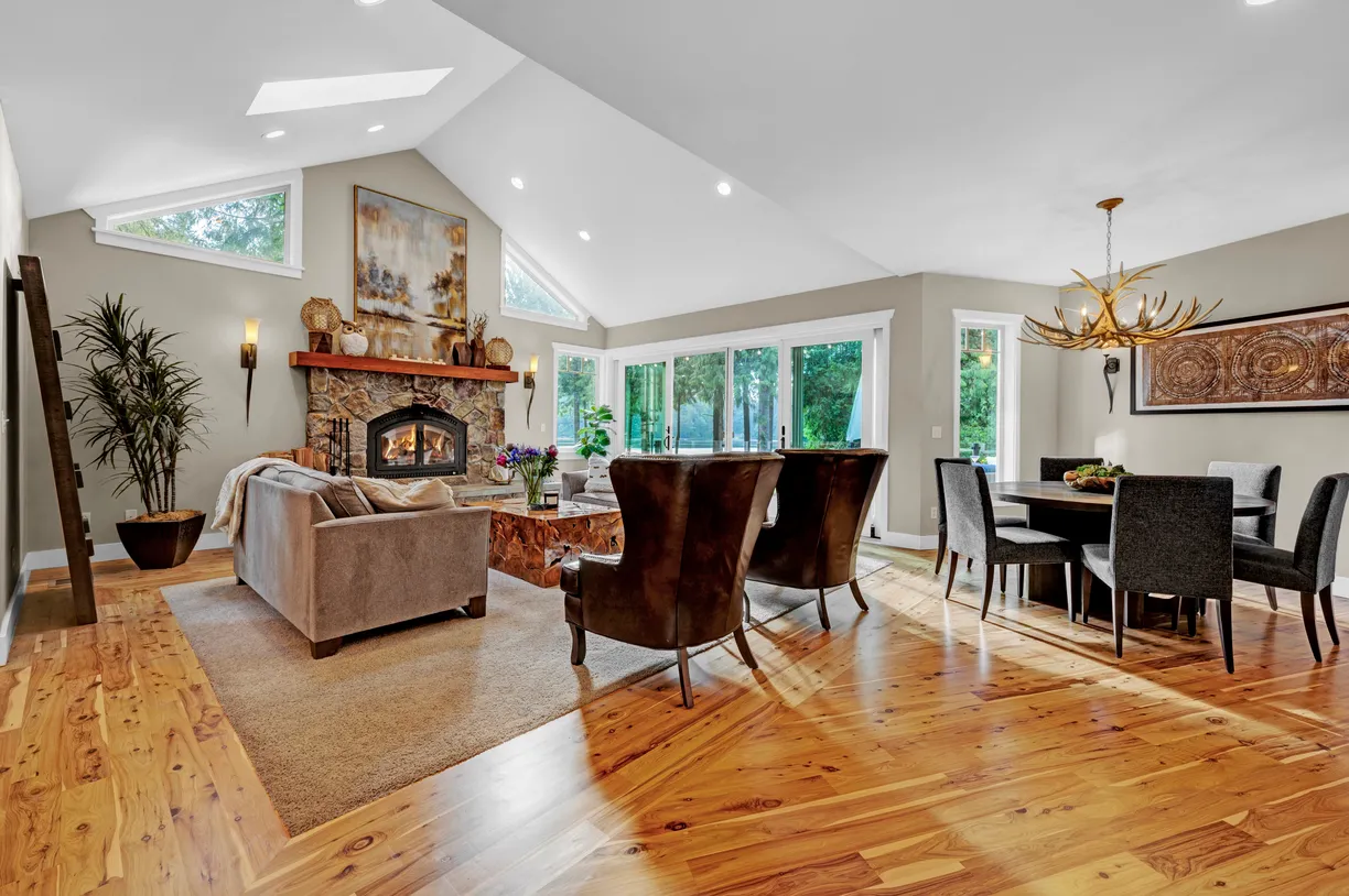 Seattle Area Real Estate | View 3017 Lake Langlois Rd NE | room 21 | View 22