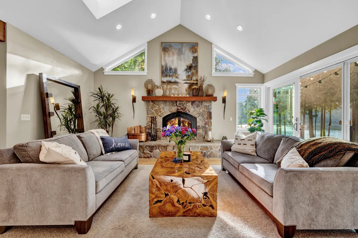 Seattle Area Real Estate | View 3017 Lake Langlois Rd NE | room 22 | View 23
