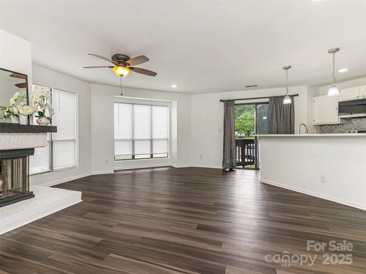 Charlotte Real Estate | View 8183 Cedar Glen Drive | room 2