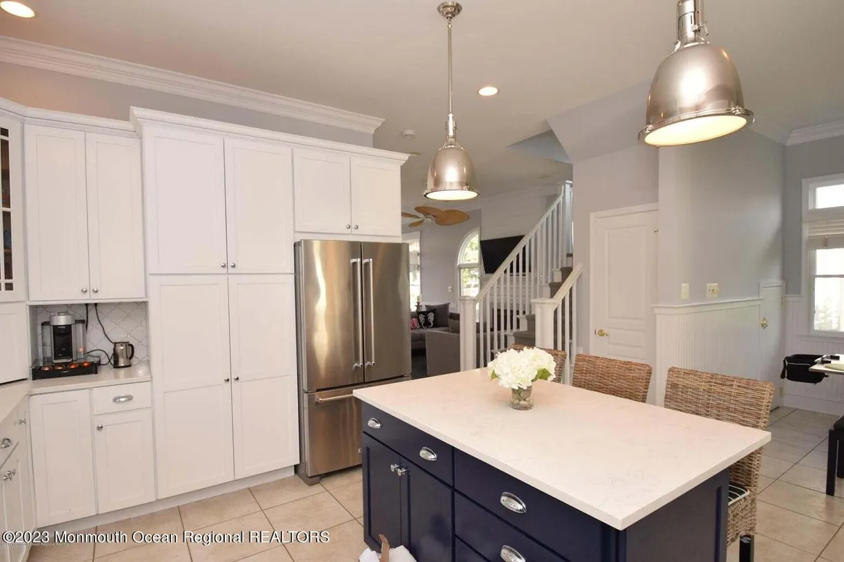 Rockland/Orange/NJ Real Estate | View 563 Whiting Avenue | room 2