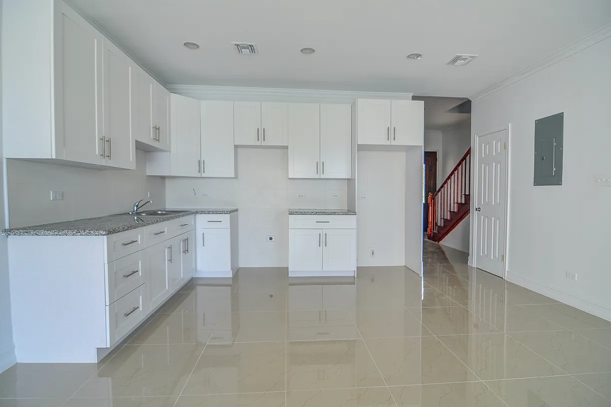 Bahamas Real Estate | View Unit #7 Venice Bay Blvd, Venice Bay | VBT-29