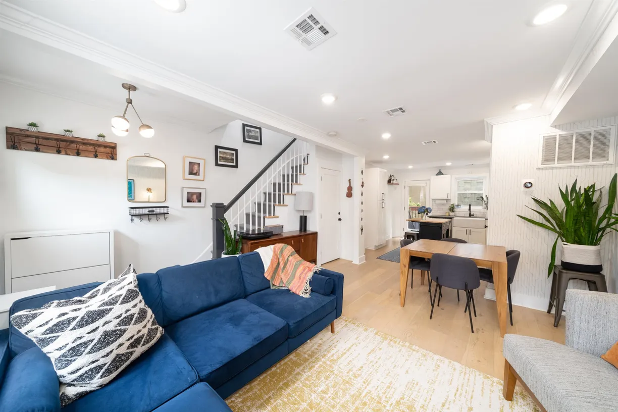 Jersey City/Hoboken Real Estate | View 321 7th St | room 2