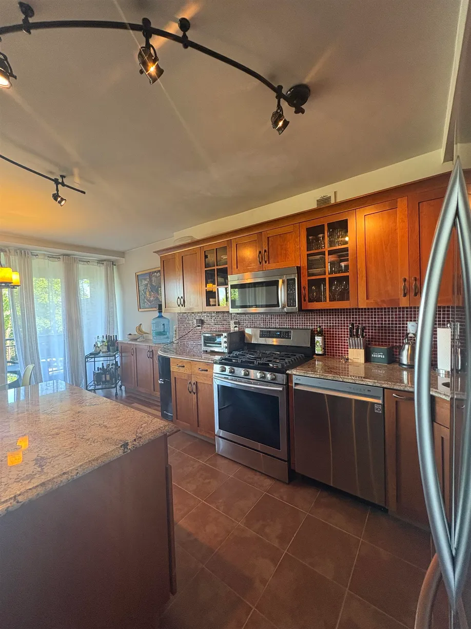 Jersey City/Hoboken Real Estate | View 2 Horizon Rd Unit# g9 | room 2