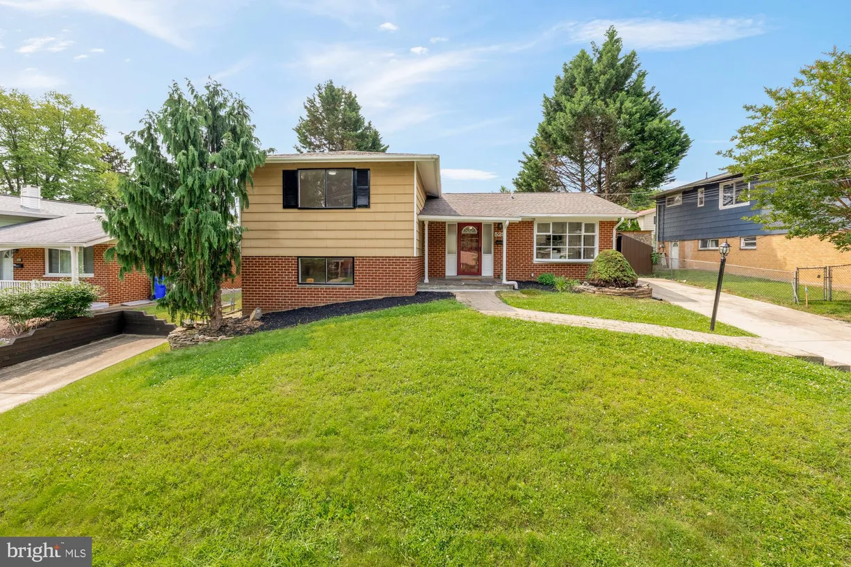 Washington Metro Area Real Estate | View 525 E Indian Spring Drive | room 2