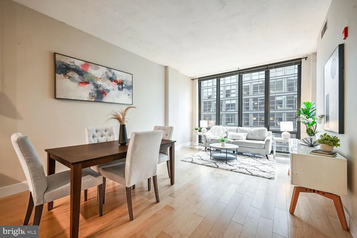 Washington Metro Area Real Estate | View 2120 Vermont Avenue NW 402 | room 1