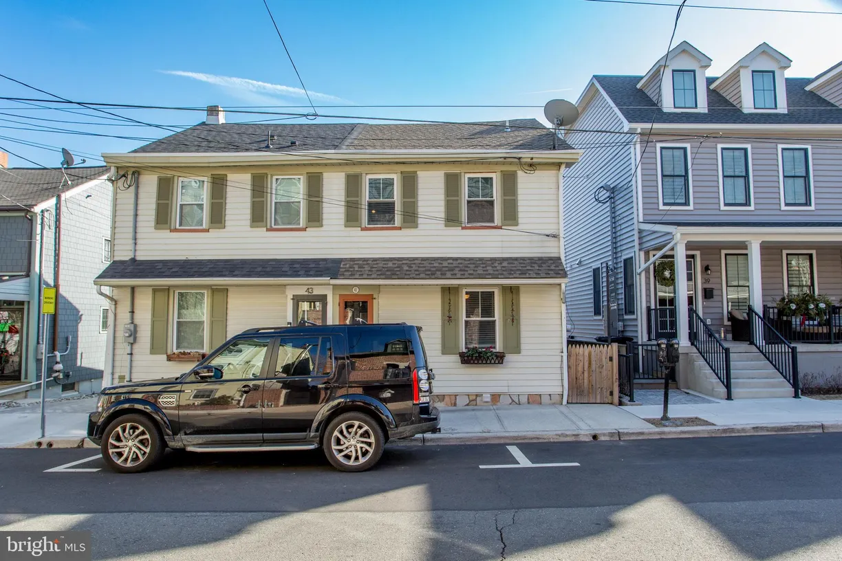 Central NJ/Bucks County, PA Real Estate | View 41 Ferry St | room 2