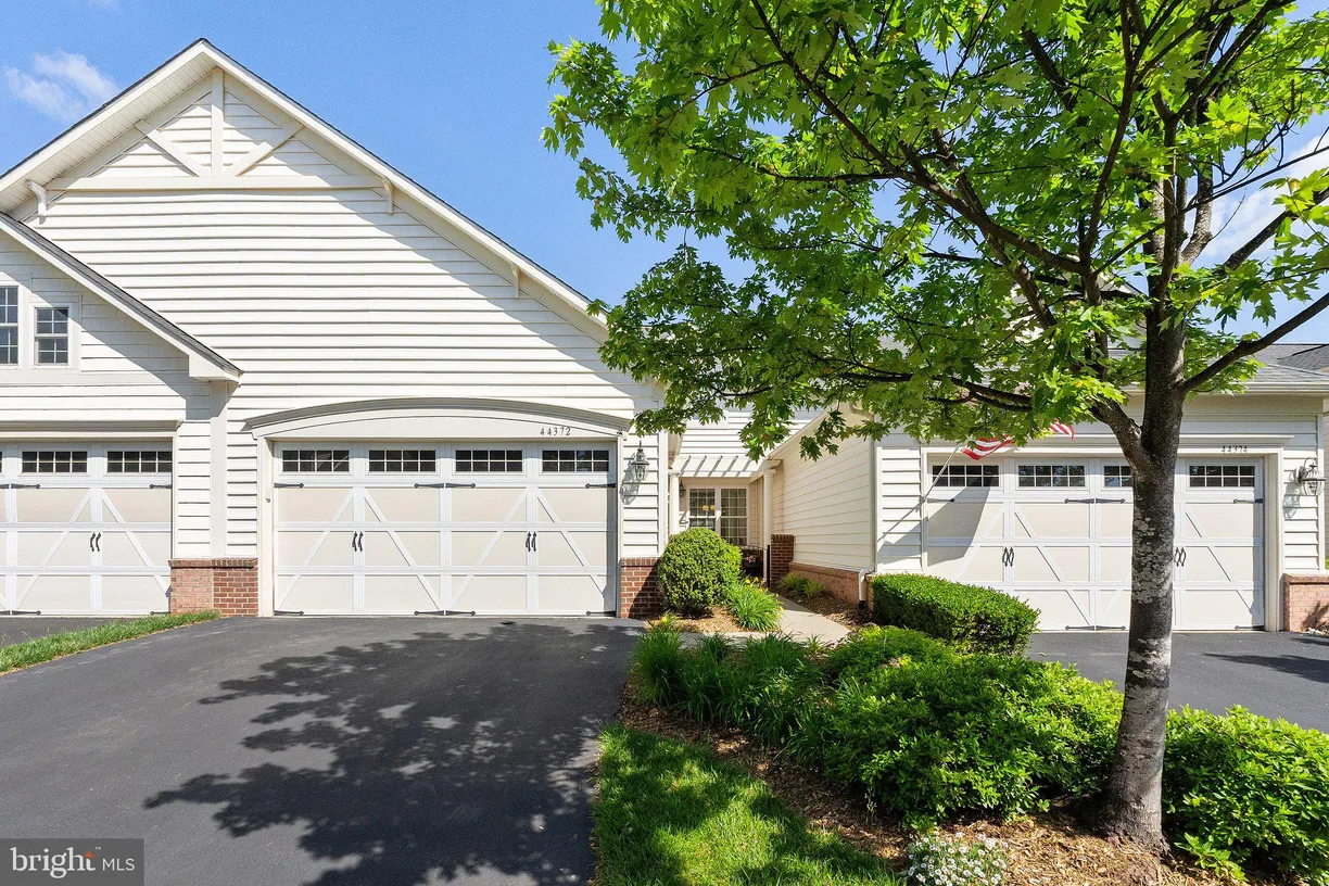 Washington Metro Area Real Estate | View 44372 Sunset Maple Drive | room 2