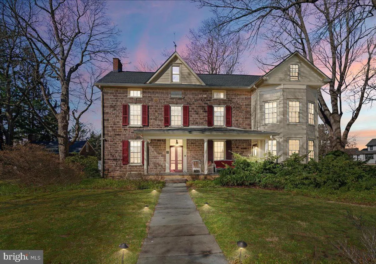 Central NJ/Bucks County, PA Real Estate | View 1561 Dolington Road | room 2