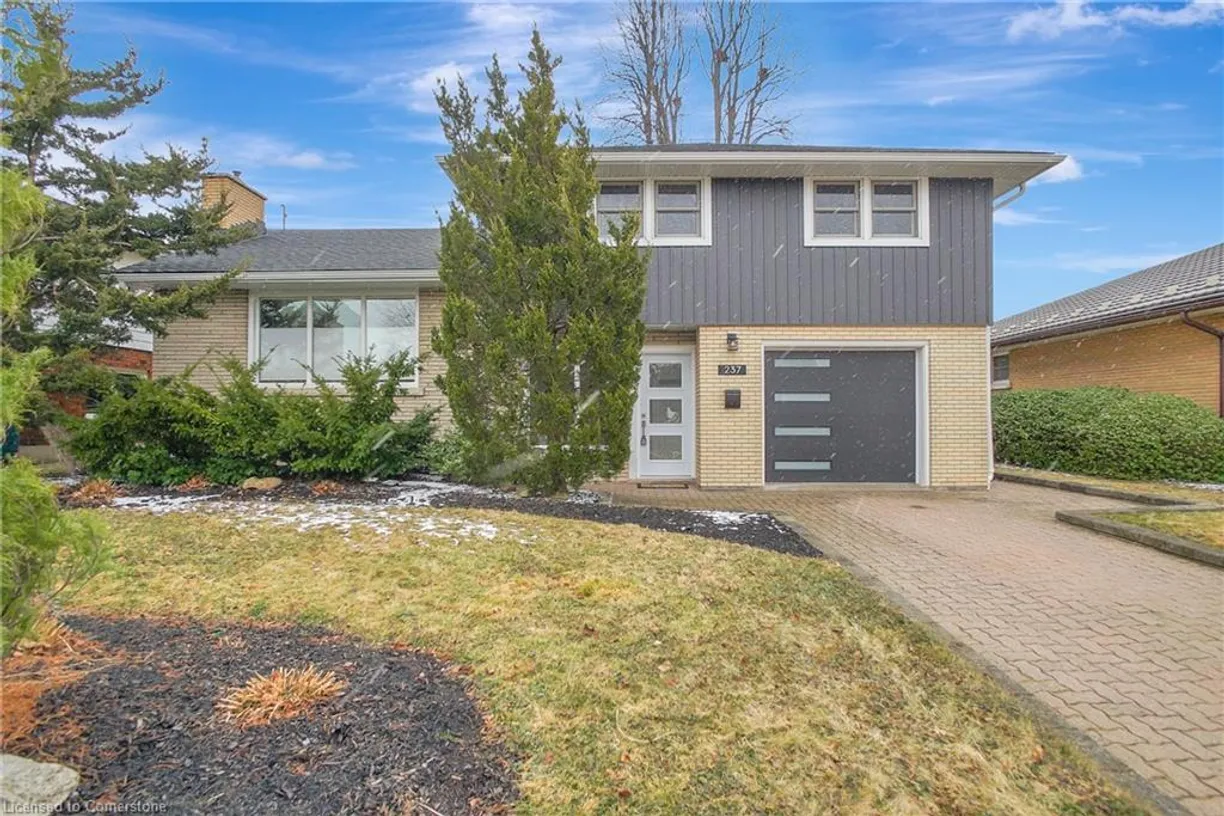 Ontario Real Estate | View 237 Lourdes Street | 3 Beds, 2 Baths