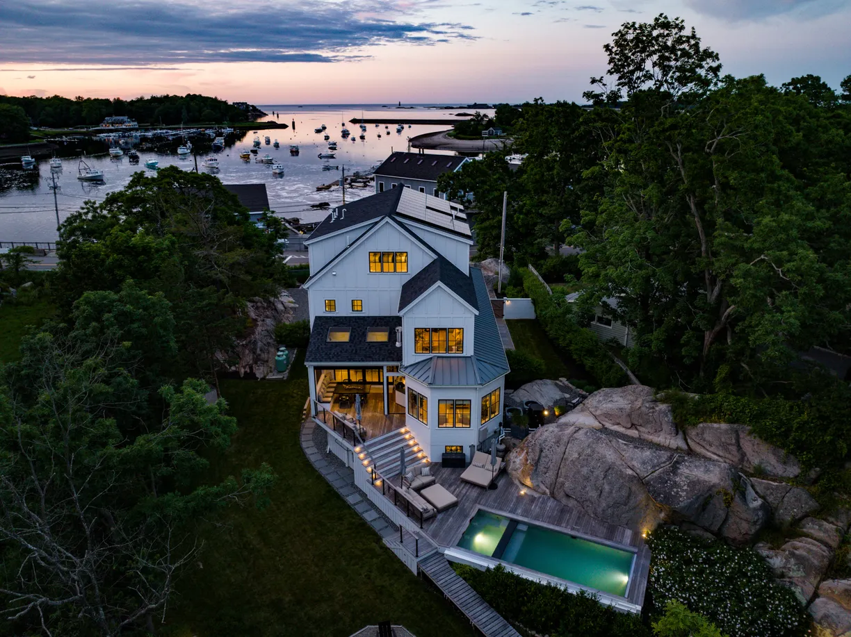 Boston, MA Real Estate | View 75 Border St | 3-print-DJI_0451