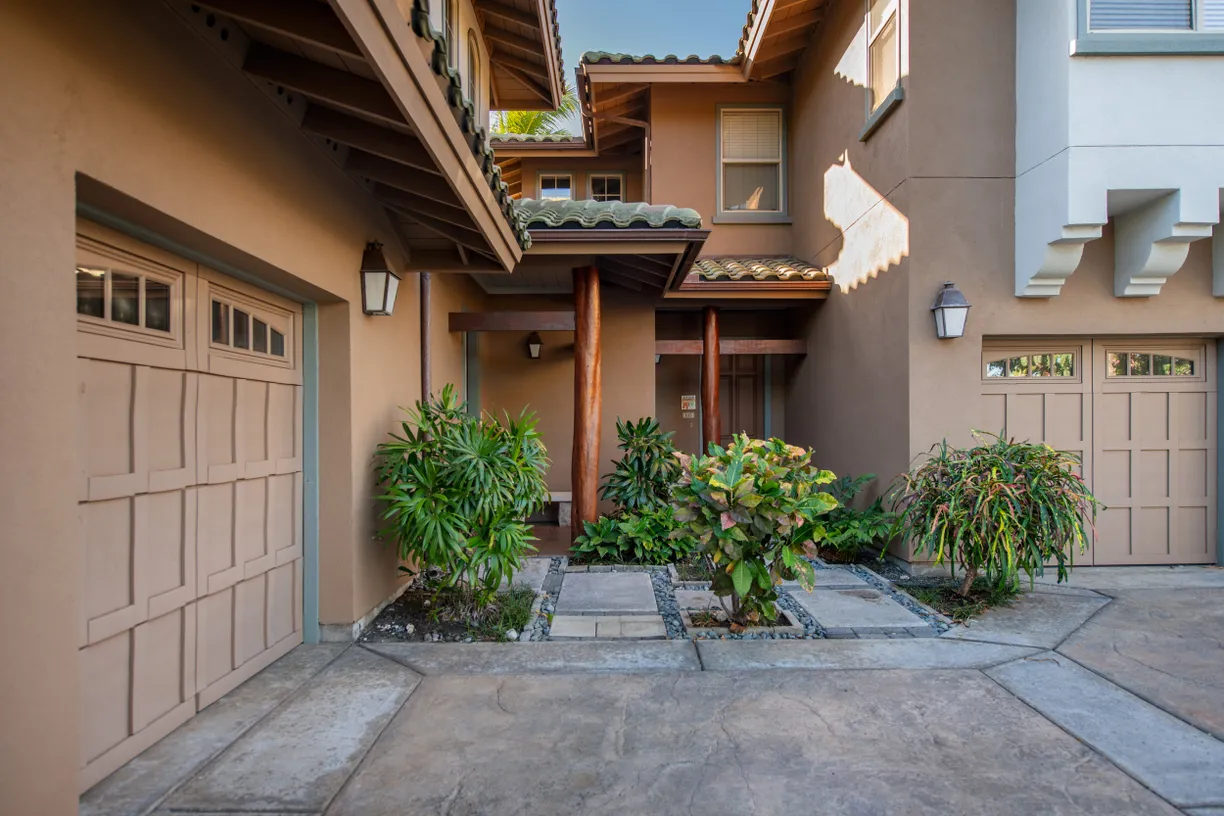 Hawaii Real Estate | View 68-1125 N KANIKU DR, #102 | room 2
