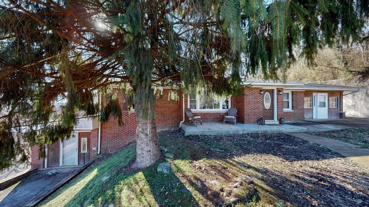 Nashville, TN Real Estate | View 713 Washington Avenue | 4 Beds, 3 Baths