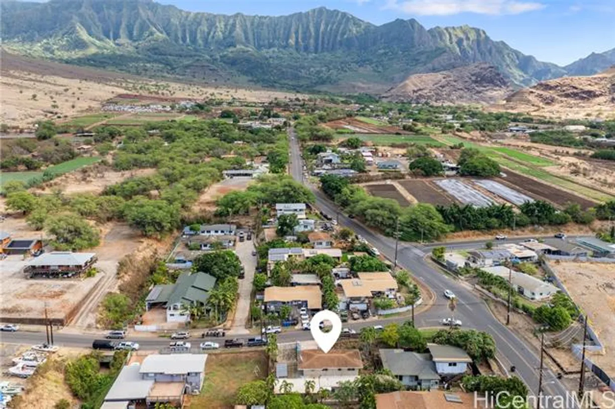 Hawaii Real Estate | View 85-869 Piliuka Place | room 1