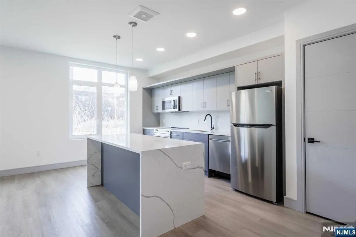 Bergen County Real Estate | View 1435 10th Street 405 | room 1