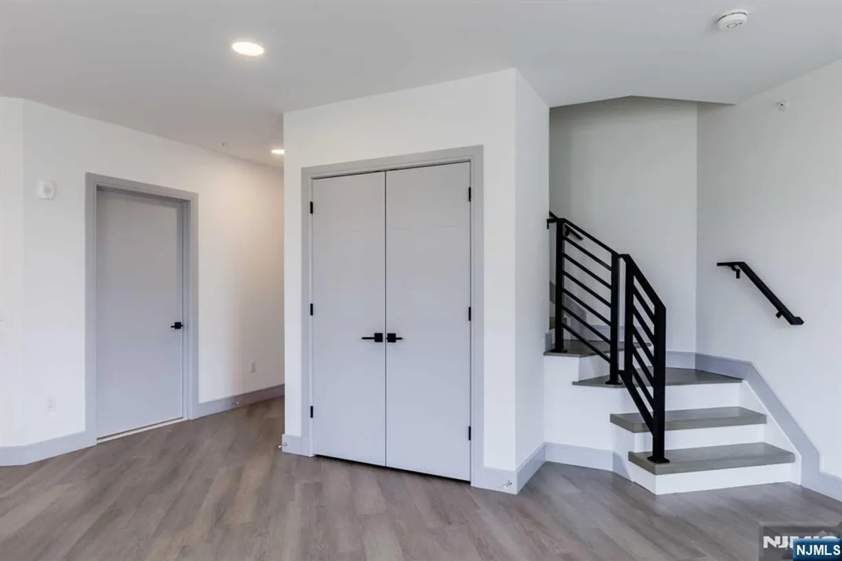 Bergen County Real Estate | View 1435 10th Street 405 | room 2