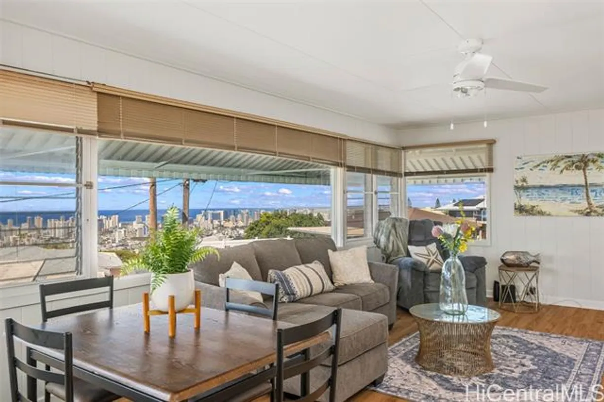 Hawaii Real Estate | View 2135 St Louis Drive | room 2