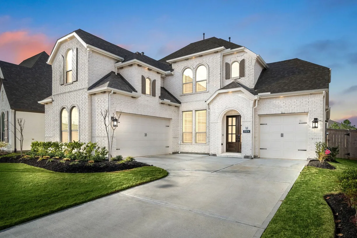 Houston Suburbs Real Estate | View 21514 Sunny Riverbank Circle | 4 Beds, 4 Baths
