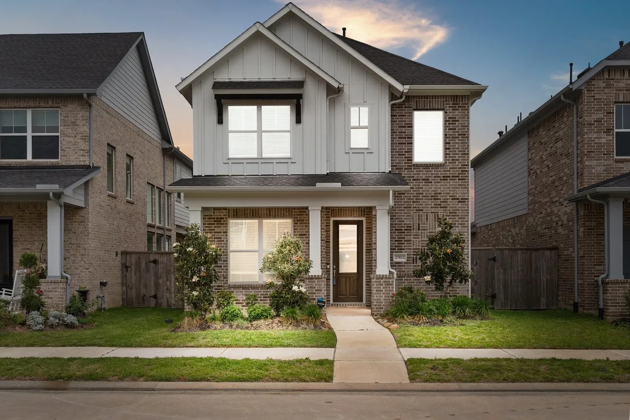 Houston Suburbs Real Estate | View 27022 Keystone Brook Way | 3 Beds, 2 Baths
