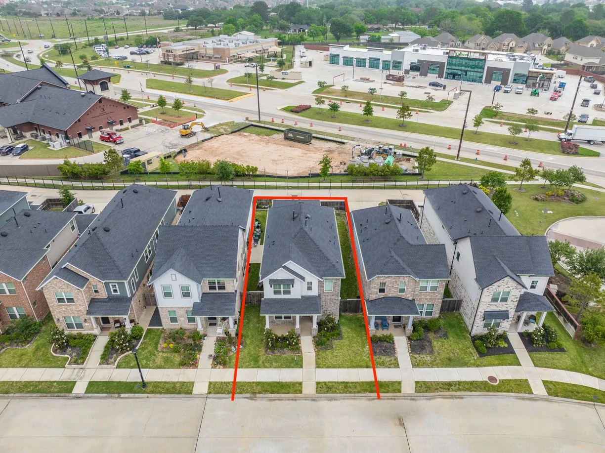 Houston Suburbs Real Estate | View 27022 Keystone Brook Way | room 1