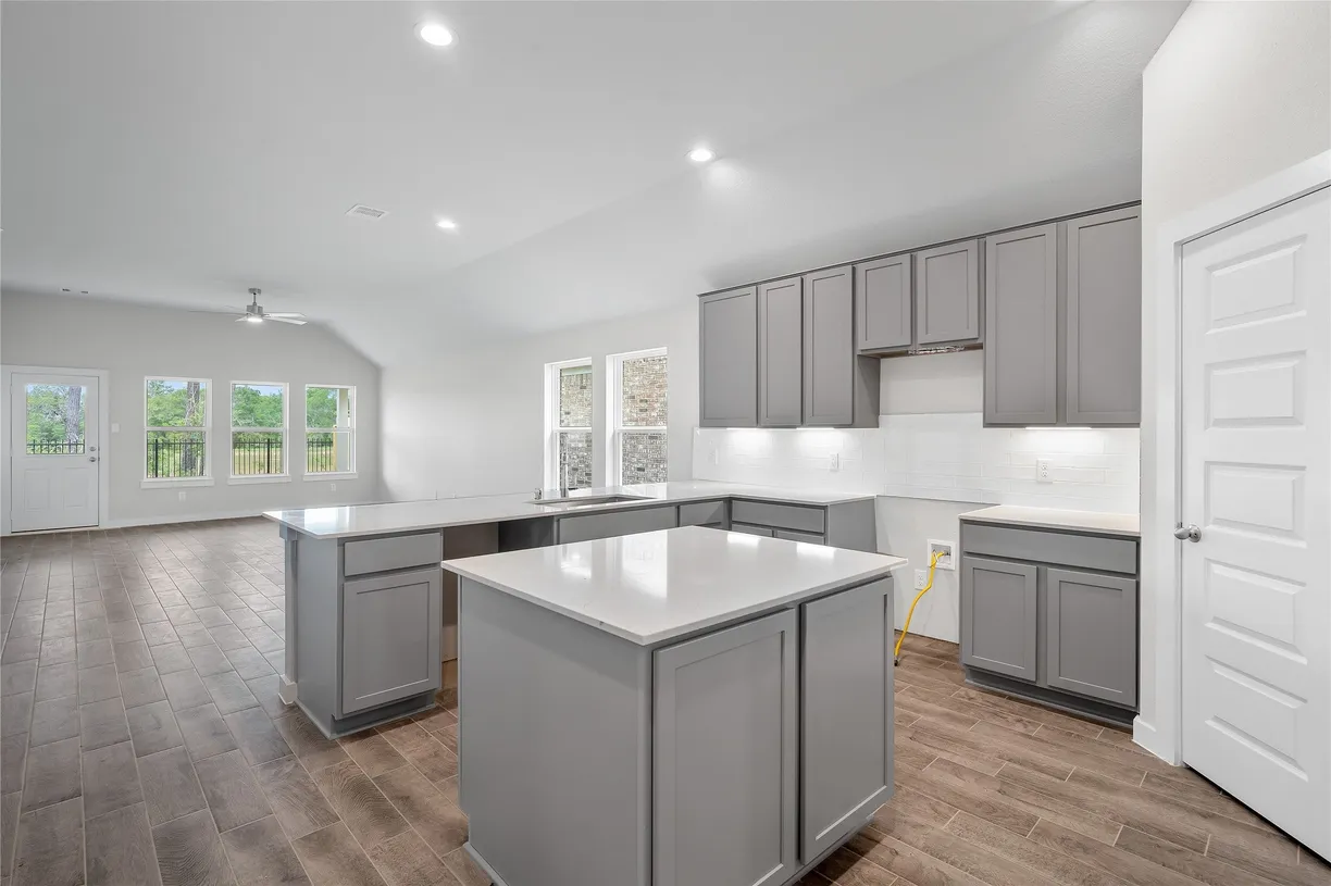 Houston Suburbs Real Estate | View 361 Spruce Oak Lane | room 1