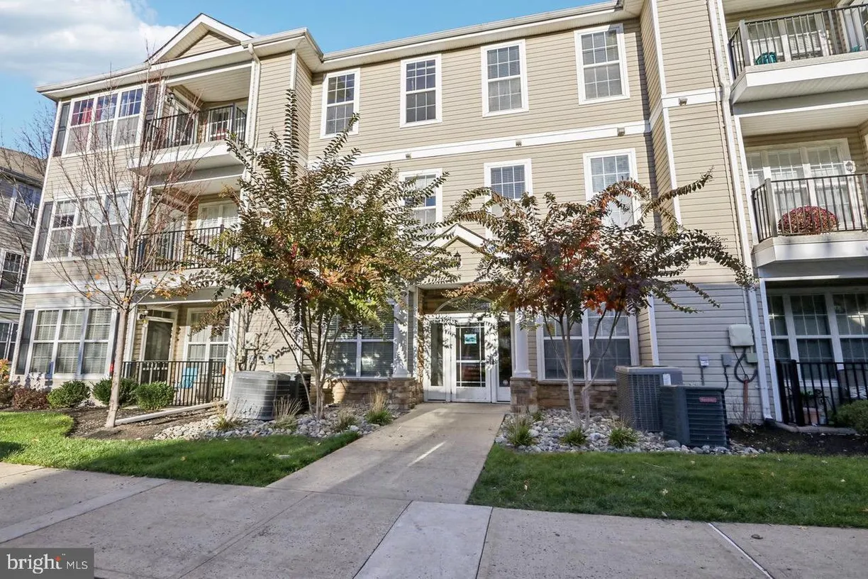 Central NJ/Bucks County, PA Real Estate | View 113 Kyle | 2 Beds, 2 Baths