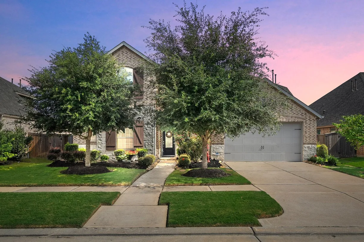 Houston Suburbs Real Estate | View 30622 Zerene Trace | 5 Beds, 4 Baths