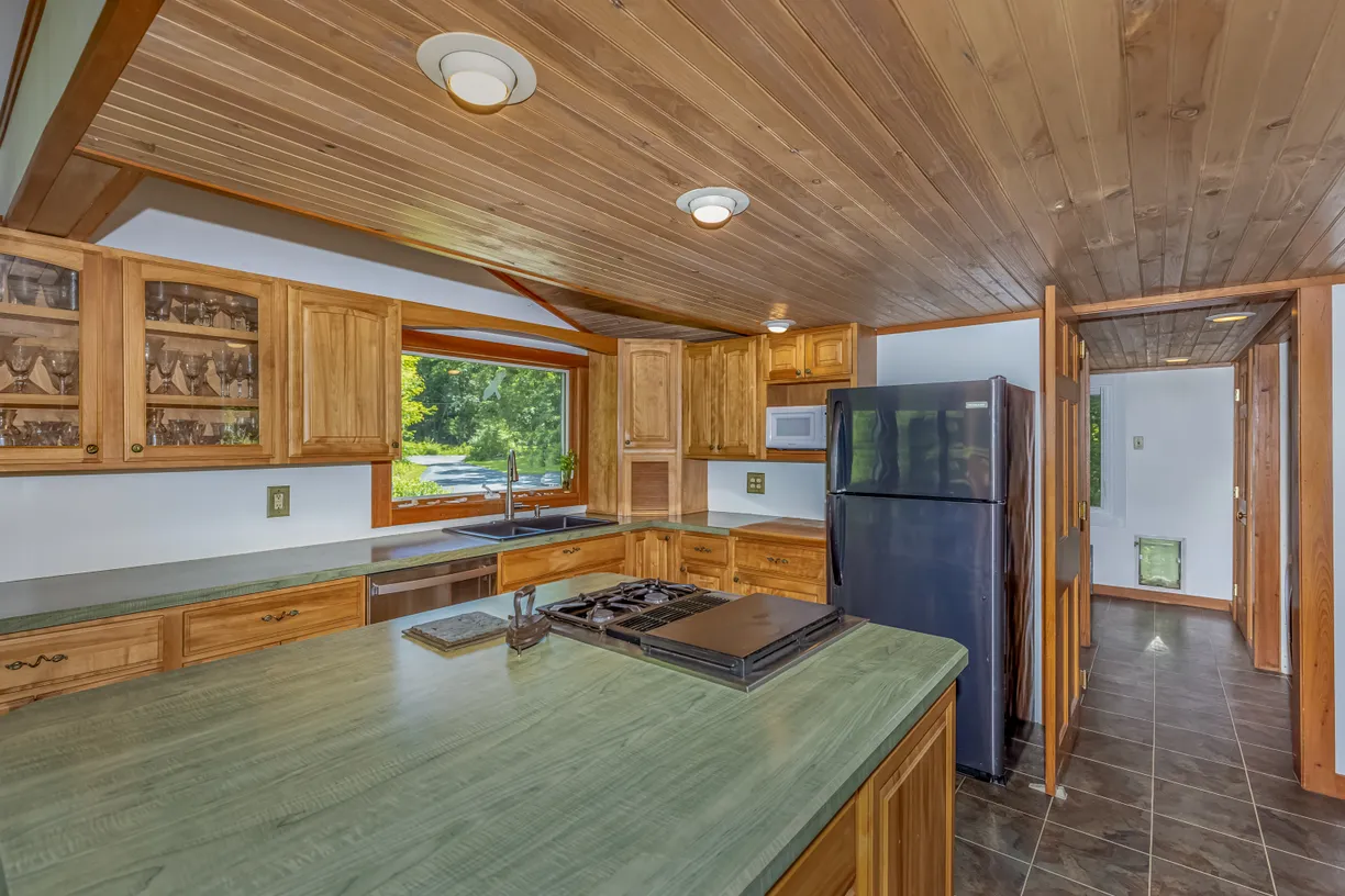 Hudson Valley Real Estate | View 12 Windwood Lane | room 9 | View 10