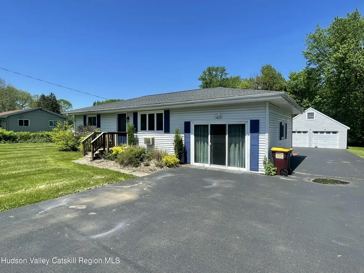 Hudson Valley Real Estate | View 9 Scenic Drive | room 1