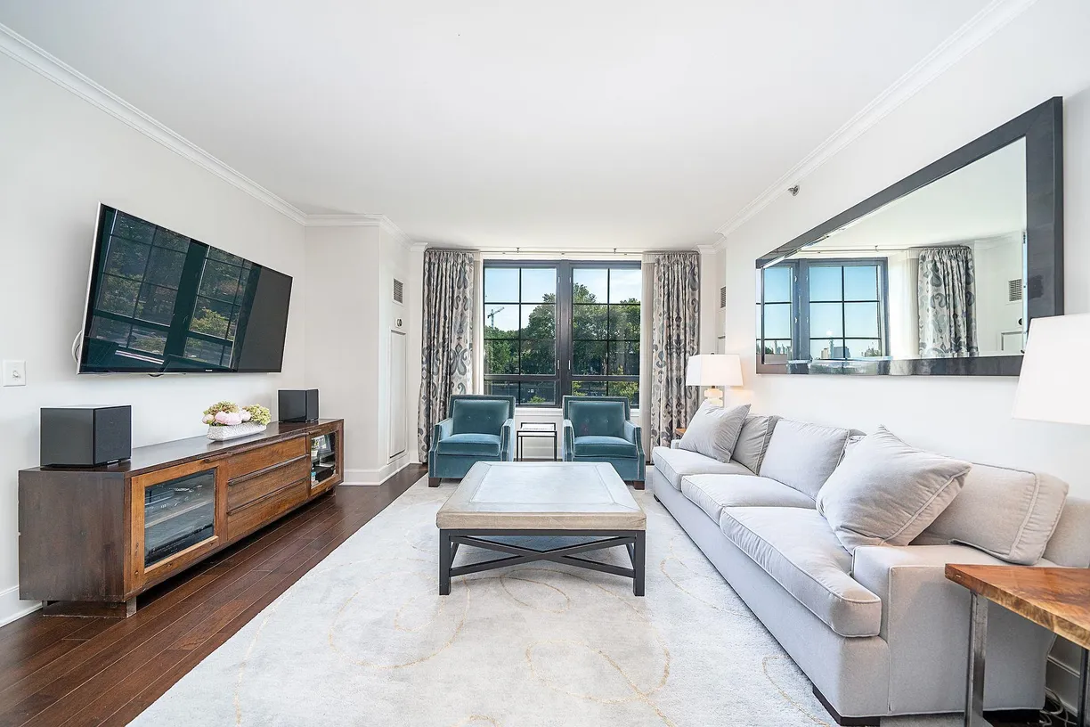 Jersey City/Hoboken Real Estate | View 1025 Maxwell Lane Unit# 304 | room 2